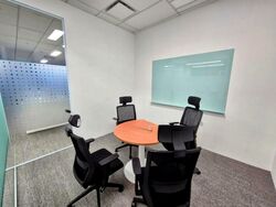Oue Downtown (D1), Office #519729861